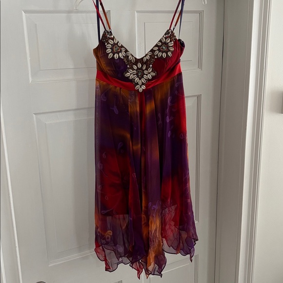 Dress - Picture 1 of 6